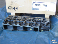 Tracteur New Holland T 3030/T 3020 Motorblok  Boomer 40 Parts nr:87289321/87289298 Cilinderkop MT20117716
