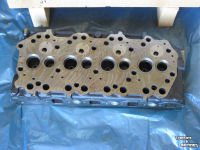 Tracteur New Holland T 3030/T 3020 Motorblok  Boomer 40 Parts nr:87289321/87289298 Cilinderkop MT20117716