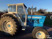 Tracteur Ford 7000