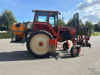 Tracteur Renault 551