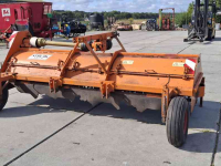 Broyeur de fanes Struik 4LKFA75