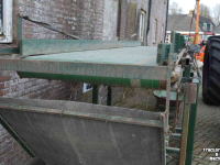 Remplisseur de caisses  EIGENBOUW