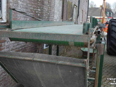 Remplisseur de caisses  EIGENBOUW