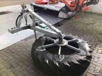 Pousse fourrage à pneu Hofstee Voerbandveger