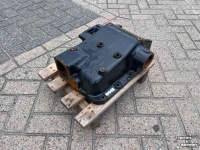 Nouvelles pièces diverse New Holland Huis  5171219