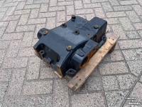 Nouvelles pièces diverse New Holland Huis  5171219