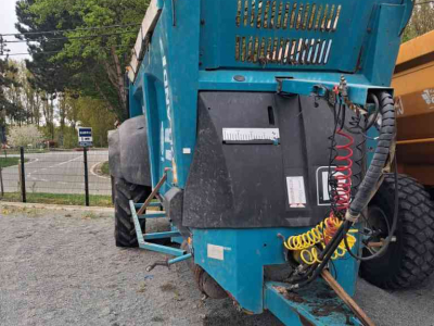 Epandeur de fumier Rolland rf6118