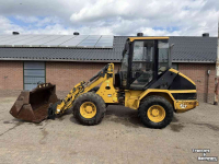 Chargeuse sur pneus Caterpillar 906