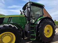Tracteur John Deere 7310R