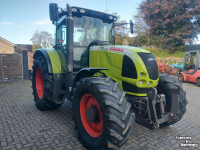 Tracteur Claas Ares 697 ATZ Met Luchtremmen