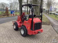 Chargeuse sur pneus Schäffer 2033