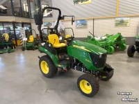 Tracteur pour vignes et vergers John Deere 2026R