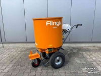 Épandeur de sciure pour des logettes Flingk SE250