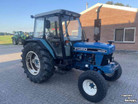 Tracteur Ford 4830 Dual Power 16-speed