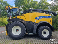 Ensileuse automotrice New Holland FR 920 ST5 hakselaar