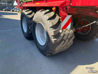 Autochargeuse Strautmann Giga Vitesse CFS 3601 opraapwagen
