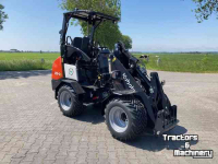 Chargeuse sur pneus Kubota RT 210E  minishovel, electro shovel