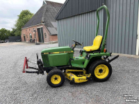 Tracteur pour horticulture John Deere 655 Diesel 4wd met maaidek fronthef