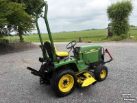 Tracteur pour horticulture John Deere 655 Diesel 4wd met maaidek fronthef