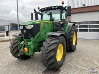 Tracteur John Deere 6215R