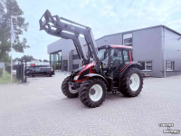 Tracteur Valtra N103 Hitech5 met voorlader