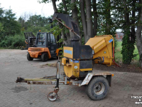 Déchiqueteuse de bois Schliesing 330 ZX