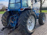 Tracteur Ford tw25