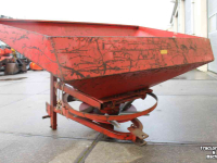 Distributeur d‘engrais Lely Centerliner enkele schijf kunstmeststrooier zandstrooier zoutstrooier