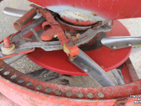 Distributeur d‘engrais Lely Centerliner enkele schijf kunstmeststrooier zandstrooier zoutstrooier