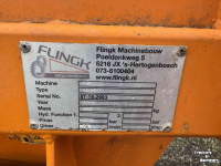 Distributeur de paille pour des logettes Flingk KSS1500