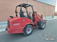 Chargeuse sur pneus Schäffer 4250