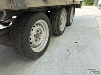 Remorque automobile jusqu’ à 3500 Kg  3 asser tridem kipper