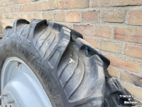 Roues, Pneus, Jantes, Barillets Jumelage Taurus 270/95R32-48
