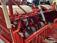 Machine à bêcher Gramegna 36X 300 Spitmachine met zijhef