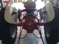 Tracteurs anciens Ford Dearborn 8NAN