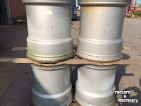 Roues, Pneus, Jantes, Barillets Jumelage  GKN - 24.00x22.5