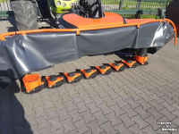 Faucheuse Kubota DM4028F  Express frontmaaier   schijvenmaaier bermmaaier