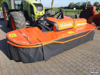Faucheuse Kubota DM4028F  Express frontmaaier   schijvenmaaier bermmaaier
