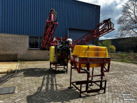 Pulvérisateur porté Hardi LZY800 Gedragen Veldspuit met fronttank