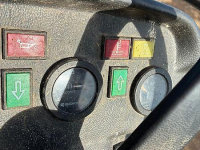 Chargeuse sur pneus Giant V451T Kniklader