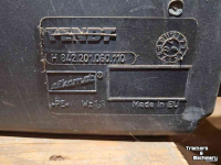 Pièces d‘occasion pour tracteurs Fendt Dieseltank 800 scr