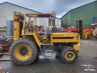 Charriot tous terrains à mât Zetor N9-030