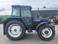 Tracteur New Holland 7740