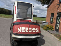 Mini pelleteuse Neuson 2702 minigraver 2,7t