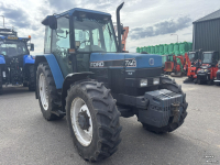 Tracteur New Holland 7740