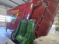 Mélangeuse Verticale Strautmann Voerwagen