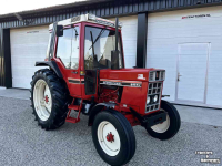 Tracteur International 685