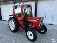 Tracteur International 685