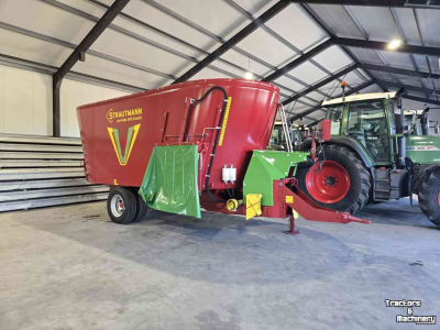 Mélangeuse Verticale Strautmann Voerwagen