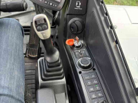 Pelles sur pneus Bobcat E57W